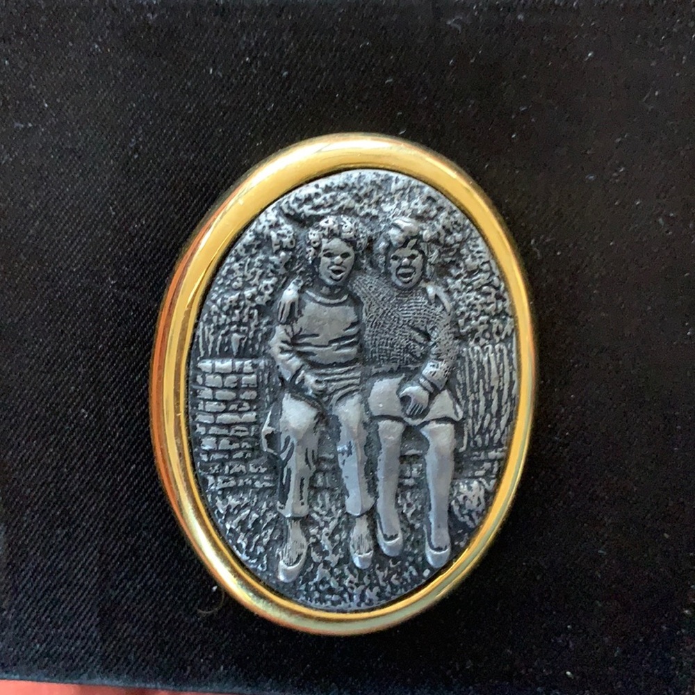 Vintage Geran Brooch